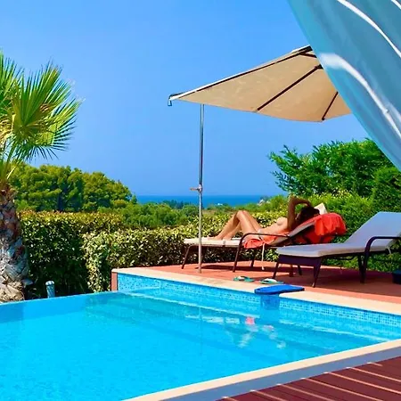 Sea Breeze At Sani Vilă
